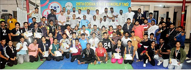 ରାଜ୍ୟ ଶକ୍ତିଉତ୍ତୋଳନ: ଖୋର୍ଦ୍ଧା ବିଜେତା