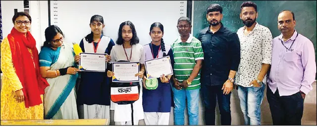 ଡିଏଭି ପବ୍ଲିକ ସ୍କୁଲ୍‌-ୟୁନିଟ୍‌-୮ରେ ଚିତ୍ରାଙ୍କନ, ହସ୍ତାକ୍ଷର, ପ୍ରବନ୍ଧ ଓ ଭାଷାଜ୍ଞାନ ପ୍ରତିଯୋଗିତା