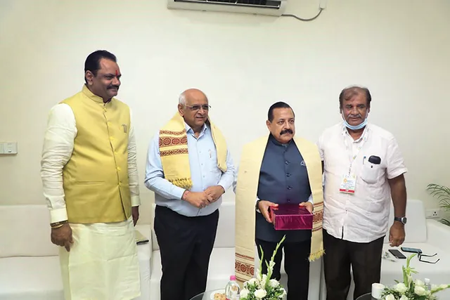 ଅହମଦାବାଦରେ ବିଜ୍ଞାନ ଓ କାରିଗରୀ ମନ୍ତ୍ରୀମାନଙ୍କ ସମ୍ମିଳନୀ: ଅଧିକ କେନ୍ଦ୍ରୀୟ ସମ୍ବଳ ଓ ସହଯୋଗ ଉପରେ ଗୁରୁତ୍ୱ