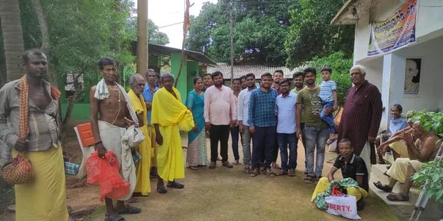 କୃଷ୍ଠାଶ୍ରମରେ ପାଳିଲେ ପୁଅ ଜନ୍ମଦିନ