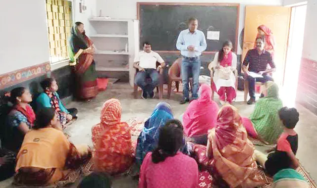 କାଇଁଚ ଶିଳ୍ପକୁ ନୂଆ ରୂପ ଦେବାକୁ ପ୍ରୟାସ, ୪୦ କେନ୍ଦ୍ରରେ ତାଲିମ୍‌ ନେଲେ ୮୦୦ ମହିଳା