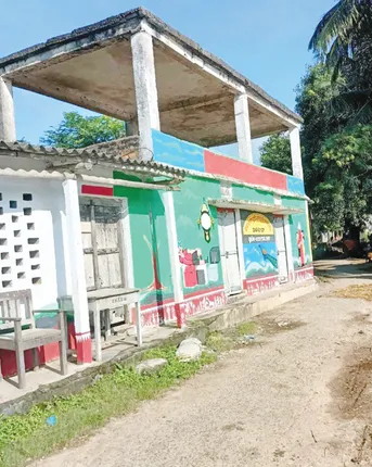 ଏମିତି ବି ଶିକ୍ଷାନୁଷ୍ଠାନ ଅଛି..୪୦ଦିନ ହେବ ସ୍କୁଲ୍‌ରେ ତାଲା