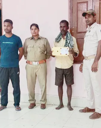 କେନ୍ଦ୍ରାପଡ଼ାରେ ମାଡ଼ିଗଲାଣି ଧଳାଜହର