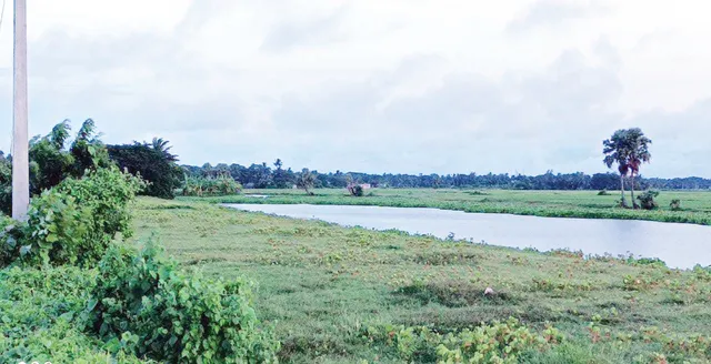 ଜିଲ୍ଲା ପ୍ରଶାସନ ନିର୍ଦ୍ଦେଶକୁ ଖାତିର ନାହିଁ, ମୁଗୁରା ନାଳ ପୁନରୁଦ୍ଧାରରେ ଜବରଦଖଲ ବାଧକ