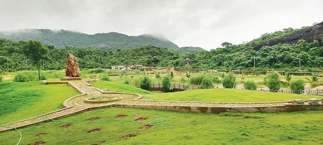 ବିଶ୍ବ ପର୍ଯ୍ୟଟନ ଦିବସ ଆଜି: ପର୍ଯ୍ୟଟନସ୍ଥଳୀରେ ମୌଳିକ ସୁବିଧା ନାହିଁ