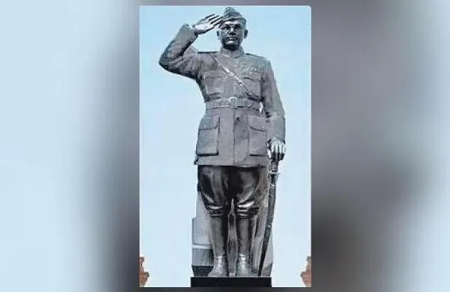 ‘ଇଣ୍ଡିଆ ଗେଟ୍‌’ର ନେତାଜୀଙ୍କ ପ୍ରତିମୂର୍ତ୍ତି ଖୋଦେଇରେ ୨୬,୦୦୦ ଘଣ୍ଟା ବିତାଇଛନ୍ତି ଶିଳ୍ପୀ: କେନ୍ଦ୍ର ସରକାର