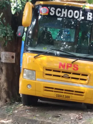 ସ୍କୁଲ୍ ବସ୍ ଦୁର୍ଘଟଣାଗ୍ରସ୍ତ: ଅଳ୍ପକେ ବର୍ତ୍ତିଲେ ୩୦ ପିଲା