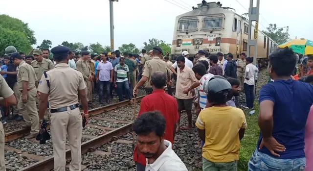 ତପସ୍ୱିନୀ ଓ ଜାମୁତାବି ଏକ୍ସପ୍ରେସ ଟ୍ରେନ ରହଣି ଦାବିରେ ରେଳରୋକ