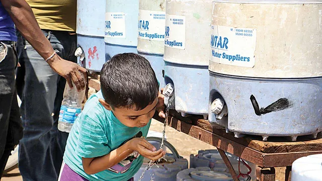 ବଢ଼ିଲା ତାତି: ଜାତୀୟ ରାଜପଥକଡ଼ରେ ଥିବା କଳିଙ୍ଗା ପଞ୍ଚାୟତରେ ଖୋଲିନି ଜଳଛତ୍ର