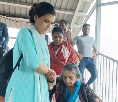 ଜୟପୁର ରେଳ ଷ୍ଟେସନ: ନାହିଁ ନଥିବା ଅସୁବିଧା ଭୋଗୁଛନ୍ତି ରୋଗୀ, ବରିଷ୍ଠ ନାଗରିକ ଓ ଭିନ୍ନକ୍ଷମ ଯାତ୍ରୀ