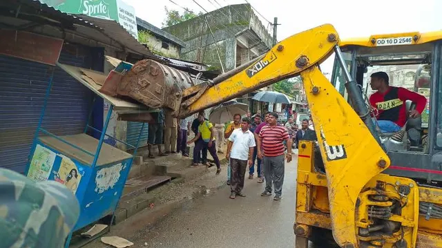 ପାରାବେଡ଼ାରୁ ଜବରଦଖଲ ଉଛେଦ