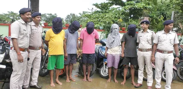 ନୟାଗଡ଼ରୁ ଧରାପଡ଼ିଲା ଅନ୍ତଃରାଜ୍ୟ ବାଇକ୍‌ ଚୋର ଗ୍ୟାଙ୍ଗ୍‌