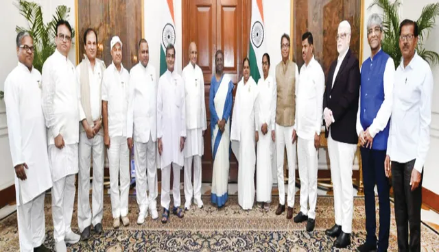 ରାଷ୍ଟ୍ରପତି ଭବନରେ ରାଜଯୋଗୀ ବ୍ରହ୍ମାକୁମାର ବିଜୟ ଭାଇ