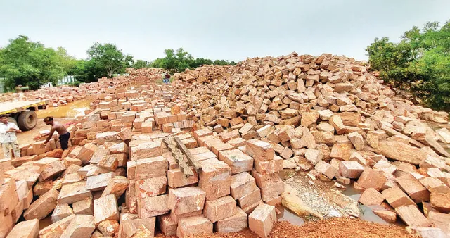 ଶ୍ରୀମନ୍ଦିର ମରାମତିକୁ ଅଭାବ ପଡ଼ିବ ପଥର, ଖାଲି ହେବାରେ ଲାଗିଛି ନରଣଗଡ଼ ପଥରଖଣି