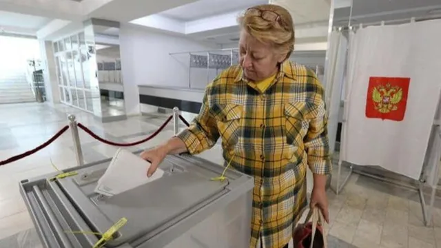 ୟୁକ୍ରେନ୍‌ର ୪ ଅଧିକୃତ ଅଞ୍ଚଳରେ ଭୋଟ୍‌ କରାଇଲା ରୁଷ୍‌; କିବ୍‌ କହିଲା, ଭୋଟ୍‌ ଦେବାକୁ ଲୋକଙ୍କୁ ବାଧ୍ୟ କରାଯାଇଛି