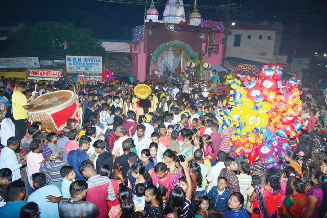 ଆରମ୍ଭ ହେଲା ଲକ୍ଷ୍ମୀପୂଜା ମେଳଣ, ଦୁଲୁକୁଛି ସହର, କମ୍ପୁଛି ପରିବେଶ