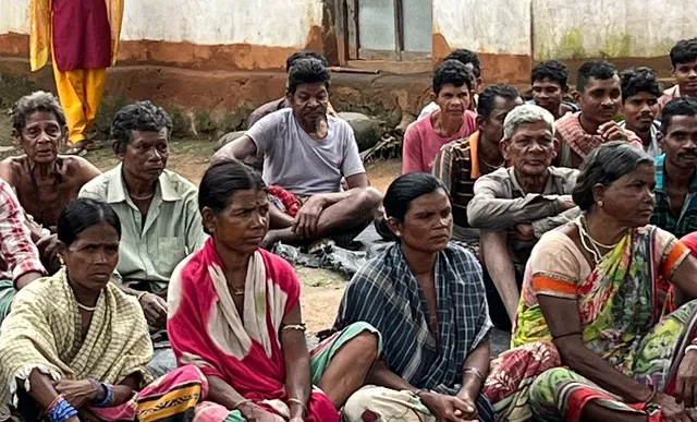 ସିଲାକୋଟାରେ ଅଜଣା ରୋଗରେ ୧୧ ମୃତ୍ୟୁ ଘଟଣା: ମେଡିକାଲ ଟିମ ପହଞ୍ଚି ନମୂନା ସଂଗ୍ରହ ସହ ଆରମ୍ଭ କଲା ଚିକିତ୍ସା