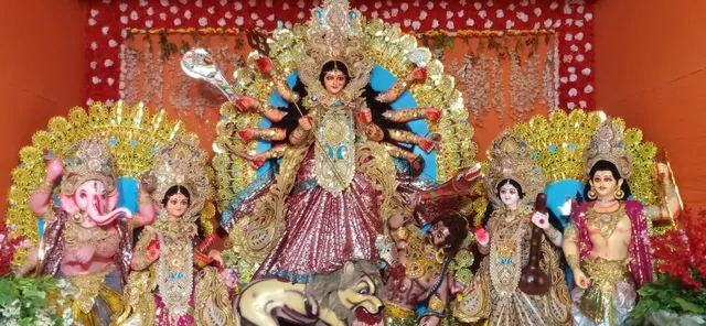 ବାଲେଶ୍ବରରେ ଦୁର୍ଗାପୂଜା। (ଫଟୋ: ମନୋଜ ବିଶ୍ବାଳ)