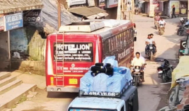 ଯାଜପୁରବାସୀଙ୍କ ଭାଗ୍ୟରେ ଭଲ ବସଷ୍ଟାଣ୍ଡଟିଏ ଜୁଟିବ କେବେ?