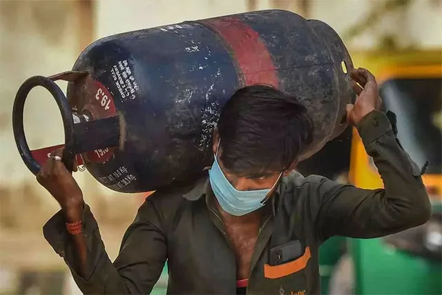 ବାଣିଜ୍ୟିକ ଏଲ୍‌ପିଜି ଦାମ କମିଲା