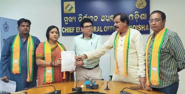 ଟଙ୍କା ବାଣ୍ଟୁଥିବା ଏସ୍‌ଏଚ୍‌ଜି ମହିଳାଙ୍କୁ ଗିରଫ କରାଯାଉ: ବିଜେପି