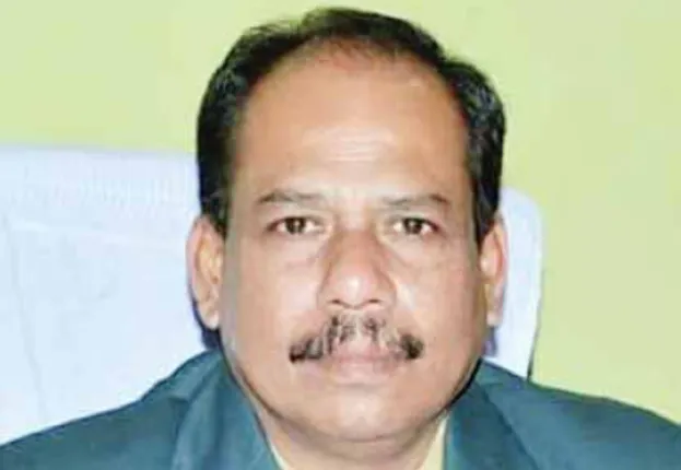 କୁଳପତି ଯିବାପରେ ନିର୍ଦ୍ଦେଶ ବଦଳିଲା, ଡ. ବିଜୟାନନ୍ଦ ବେହେରା ପୁଣି ଅଧ୍ୟକ୍ଷ