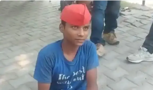 କେମିତି ଅଛନ୍ତି ମୁଲାୟମ? ଅବସ୍ଥା ବୁଝିବାକୁ ୭୦୦ କିଲୋମିଟର ଦୂରରୁ ଆସି ପହଁଚିଲେ ୧୮ ବର୍ଷୀୟ ଦିବ୍ୟାଙ୍ଗ ଯୁବକ