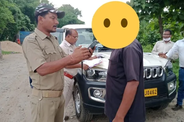 ବେପରୁଆ ବସ୍‌ ଚଳାଚଳ ଉପରେ ଅଙ୍କୁଶ କେବେ?