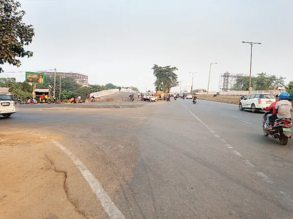 ସମ୍ବାଦ  ପ୍ରଭାବ: ବନ୍ଦ ହେବନି ରସୁଲଗଡ଼ ଫ୍ଲାଏଓଭର୍‌