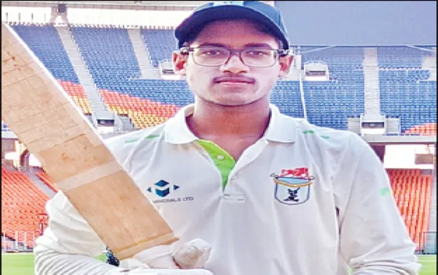 କୁଚ୍ ବେହାର ଟ୍ରଫି: ଦିବ୍ୟଜ୍ୟୋତିଙ୍କ ଶତକ