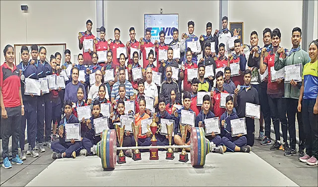 ରାଜ୍ୟ ଭାରୋତ୍ତୋଳନ: ଗଂଜାମ ବିଜେତା, ଖୋର୍ଦ୍ଧା ଉପବିଜେତା