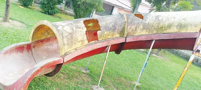 ହାତ ଟେକି ଦେଇଛି ପୌରପରିଷଦ, ଜିଲ୍ଲାପାଳଙ୍କ ଅଫିସ୍‌ ଆଗରେ ଉଜୁଡ଼ିଲା ଶିଶୁ ଉଦ୍ୟାନ