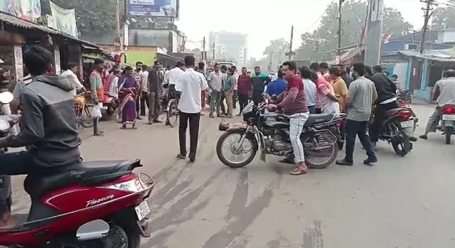 ବୁର୍ଲା ସହରରେ ବିଭତ୍ସ ହତ୍ୟାକାଣ୍ଡ; ଯୁବକଙ୍କୁ ମାରି ପେଟ୍ରୋଲ ପମ୍ପ ଛକରେ ଫିଙ୍ଗିଲେ ଦୁର୍ବୃତ୍ତ