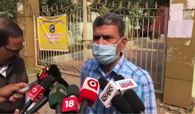 ନକଲି ସାର୍ଟିଫିକେଟ ଦେଇଥିବା ଅଭିଯୋଗରେ ବୋର୍ଡ କର୍ମଚାରୀଙ୍କୁ ଗିରଫ କଲା ମଙ୍ଗଳାବାଗ ପୁଲିସ