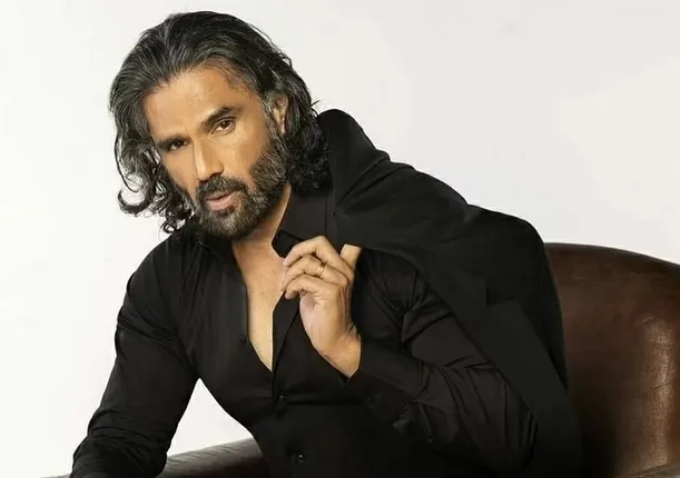 ୬୨ ବର୍ଷ ବୟସରେ ବି ଯୁବକ ପରି ଦିଶନ୍ତି ସୁନୀଲ; ୮ ବର୍ଷ ହେବ ଏହି ରଂଗର ସମସ୍ତ ଖାଦ୍ୟକୁ କରିଛନ୍ତି ‘ଅଲ୍‌ବିଦା’