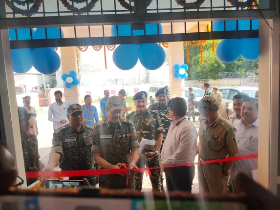 ନୂଆପଡ଼ା ଗସ୍ତରେ ପୁଲିସ ମହାନିର୍ଦ୍ଦେଶକ: ମାଓ ଦମନ ପାଇଁ ଛତିଶଗଡ଼- ଓଡ଼ିଶାକୁ ନେଇ ଟାସ୍କଫୋର୍ସ ଗଠନ