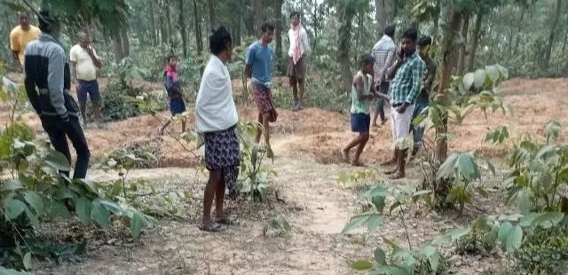 ବନ୍ୟଜନ୍ତୁ ଶିକାର ପାଇଁ ବିଛାଯାଇଥିବା ତାର ସଂସ୍ପର୍ଶରେ ଆସି ବୃଦ୍ଧ ମୃତ