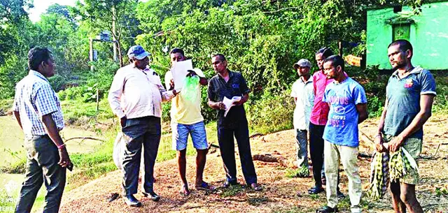 କମାରଡ଼ିହା ପଞ୍ଚାୟତରେ ମହାଦୁର୍ନୀତି! ପଶିଲା ଭିଜିଲାନ୍ସ, ବହୁ ଗୁରୁତ୍ବୂପୂର୍ଣ୍ଣ କାଗଜପତ୍ର ଜବତ