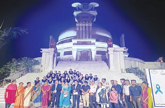 ଧଉଳିରେ ଜରାୟୁ କର୍କଟ ମୁକ୍ତ ଦିବସ: ନୀଳ ରଙ୍ଗରେ ଝଲସିଲା ଶାନ୍ତିସ୍ତୂପ