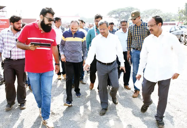 ମେକ୍ ଇନ୍ ଓଡ଼ିଶା କନ୍‌କ୍ଲେଭ୍ ପ୍ରସ୍ତୁତିର ସମୀକ୍ଷା: ମୁଖ୍ୟ ସଚିବଙ୍କ ଜନତା ‌ମଇଦାନ ପରିଦର୍ଶନ