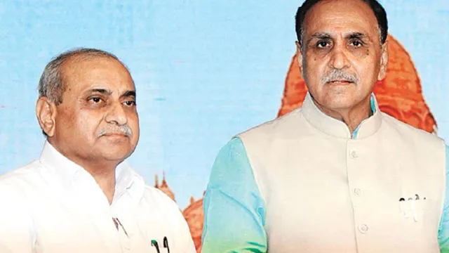 ଗୁଜୁରାଟ ବିଧାନସଭା ନିର୍ବାଚନରେ ପୂର୍ବତନ ମୁଖ୍ୟମନ୍ତ୍ରୀ ବିଜୟ ରୂପାନିଙ୍କ ସମେତ ତାଙ୍କ କ୍ୟାବିନେଟର ୮ମନ୍ତ୍ରୀ କରିବେ ନାହିଁ ପ୍ରତିଦ୍ବନ୍ଦ୍ବିତା; କାରଣ ଅସ୍ପଷ୍ଟ