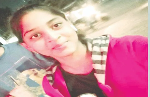 କଲେଜ ଛାତ୍ରୀଙ୍କ ସନ୍ଦେହଜନକ ମୃତ୍ୟୁ, ବ୍ୟବଚ୍ଛେଦ ରିପୋର୍ଟରେ ଆତ୍ମହତ୍ୟା