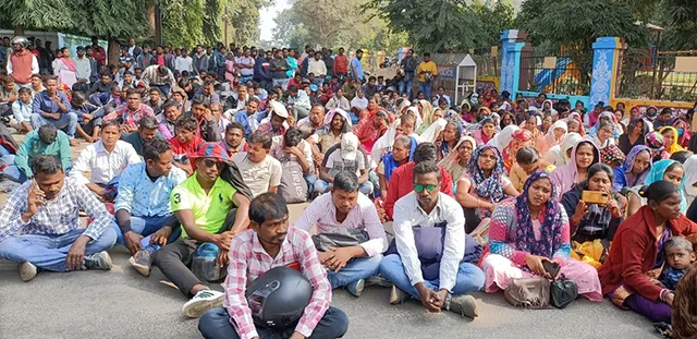 ପ୍ରତିଶ୍ରୁତି ରଖିଲାନି ଜିଲ୍ଲା ପ୍ରଶାସନ, ଆମରଣ ଅନଶନରେ ବସିଲେ ବିସ୍ଥାପିତ