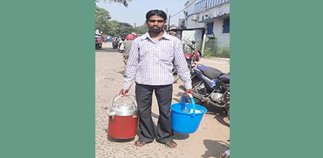 ୧୨ ବର୍ଷ ଚାଲିଚାଲି ଚା’ ବିକ୍ରି, ଜୀବିକା ସନ୍ଧାନରେ ମୁର୍ଶିଦାବାଦରୁ ବାଲିଚନ୍ଦ୍ରପୁର 