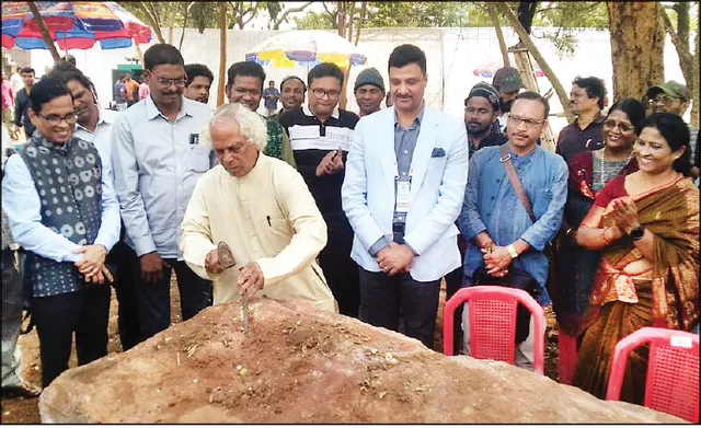 କଳାଭୂମିରେ ଭାସ୍କର୍ଯ୍ୟକଳା ଶିବିର: ନିମଗ୍ନ ୩୫ ପ୍ରସ୍ତର ଶିଳ୍ପୀ