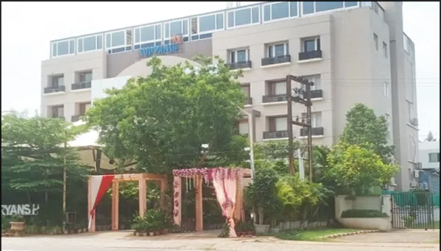 ବଡ଼ବଡ଼ିଆ ଦେଉନାହାନ୍ତି ହୋଲ୍ଡିଂ ଟ୍ୟାକ୍ସ