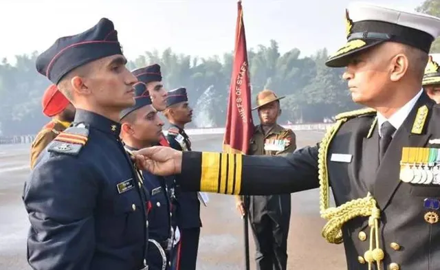 ସେନାରେ ଯୋଗ ଦେବା ପାଇଁ ଯୁବକ ବାପା-ମା’ଙ୍କୁ ଲୁଚାଇଥିଲେ ଏଭଳି କଥା...