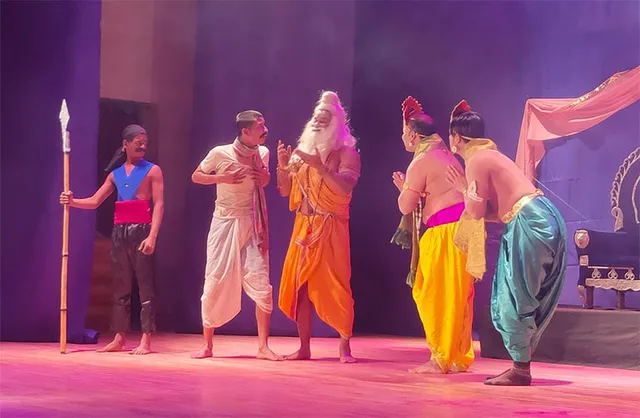 ଜାତୀୟ ନାଟକ ମହୋତ୍ସବ ଉଦ୍‌ଘାଟିତ: ‘ଗଧେ କି ବାରାତ’ ମଞ୍ଚସ୍ଥ