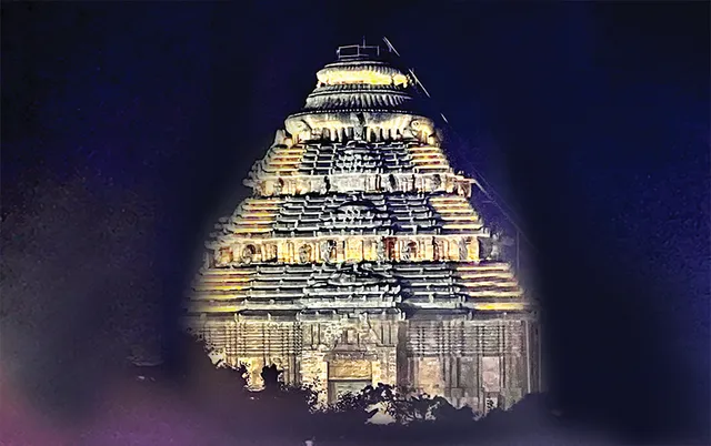 ସୂର୍ଯ୍ୟମନ୍ଦିର: କାରୁକାର୍ଯ୍ୟକୁ ବିକୃତ କରୁଛି ଆଲୋକୀକରଣ, ପ୍ରଶ୍ନ ଉଠାଇଲେ ସୁଦର୍ଶନ