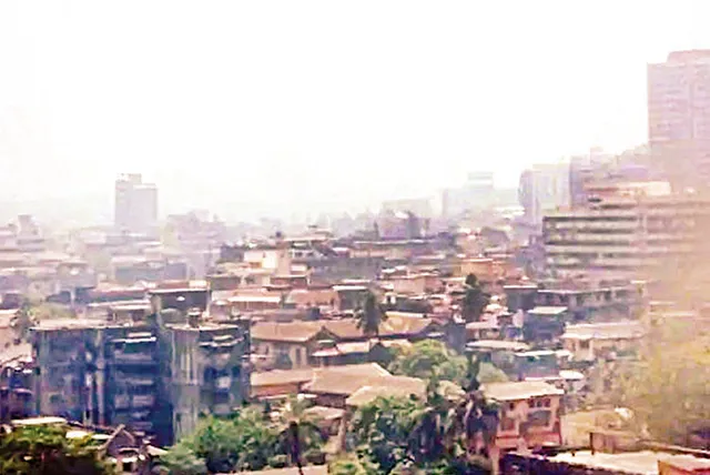 ବାୟୁ ପ୍ରଦୂଷଣରେ ଦିଲ୍ଲୀକୁ ଟପିଲାଣି ମୁମ୍ବାଇ, ମାସ୍କ ପିନ୍ଧିବାକୁ ଡାକ୍ତରଙ୍କ ପରାମର୍ଶ